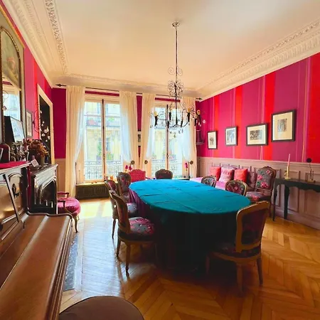 Le Dahlia - Charme Parisien - Champs-elysees Apartment Paris